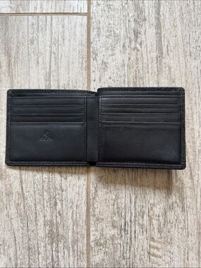 Ecru Black Leather Bi-Fold Card Holder